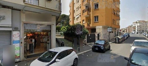 Apartamento de 6 divisões em Rome, Italy N.º 25848 3