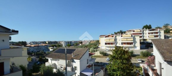 7غرفة منزل في Montesilvano, Italy رقم 74428 30