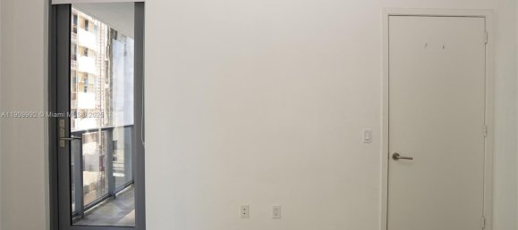 2 Schlafzimmer Gewerbliche Immobilien in Miami, USA, Nr. 615835 7