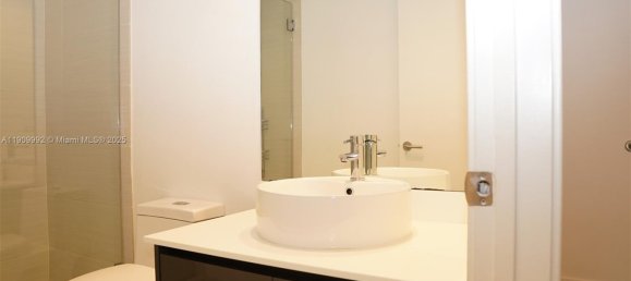 2 Schlafzimmer Gewerbliche Immobilien in Miami, USA, Nr. 615835 12