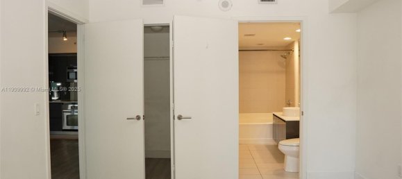 2 Schlafzimmer Gewerbliche Immobilien in Miami, USA, Nr. 615835 5