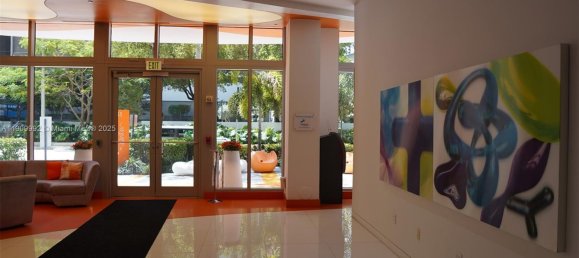 2 Schlafzimmer Gewerbliche Immobilien in Miami, USA, Nr. 615835 3