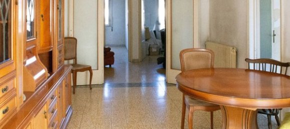 5 rooms Apartment in Viareggio, Italy No. 42902 3