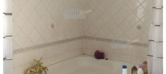 5 rooms Apartment in Velletri, Italy No. 292305 10