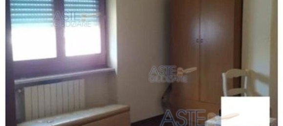 5 rooms Apartment in Velletri, Italy No. 292305 5