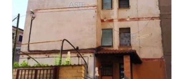 5 rooms Apartment in Velletri, Italy No. 292305 6