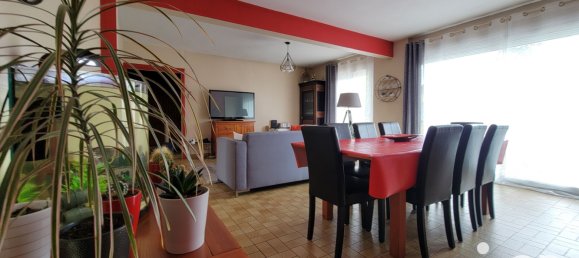 4 bedrooms Castles in Vendee, France No. 320271 13