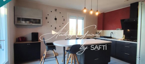 Casa de 5 dormitorios en Charente, France No. 339601 4