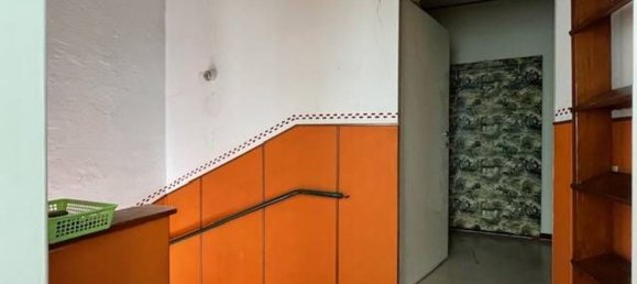 Квартира с 5 комнатами в Ведано Олона, Италия № 137721 23