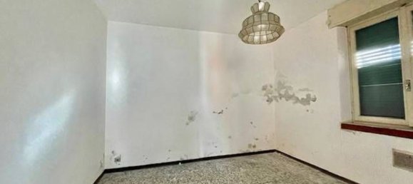 Квартира с 5 комнатами в Ведано Олона, Италия № 137721 16