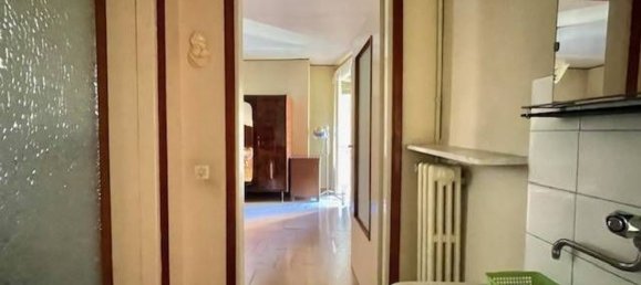 Квартира с 5 комнатами в Ведано Олона, Италия № 137721 19