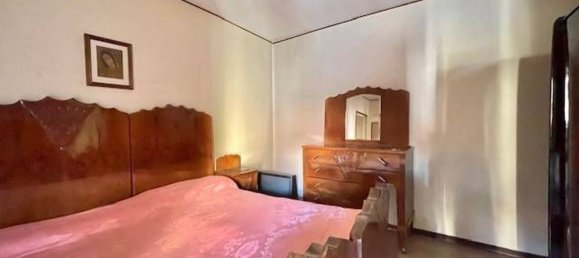 Квартира с 5 комнатами в Ведано Олона, Италия № 137721 11