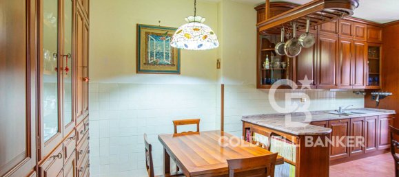 2 bedrooms Apartment in Rome, Italy No. 264447 9