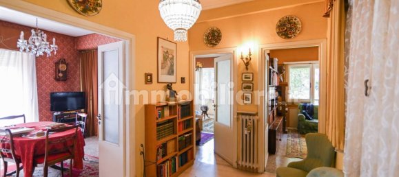 Apartamento de 2 dormitorios en Rome, Italy No. 12657 11