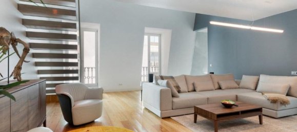1 bedroom Duplex in Lisbon, Portugal No. 115087 3