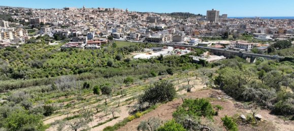 19857m² Land in Noto, Italy No. 229356 4