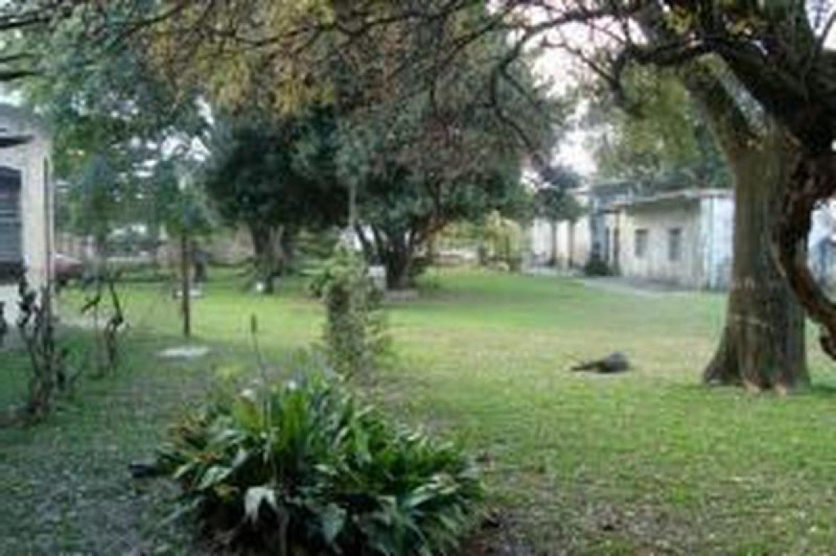 Terreno en Almirante Brown, Argentina No. 117735