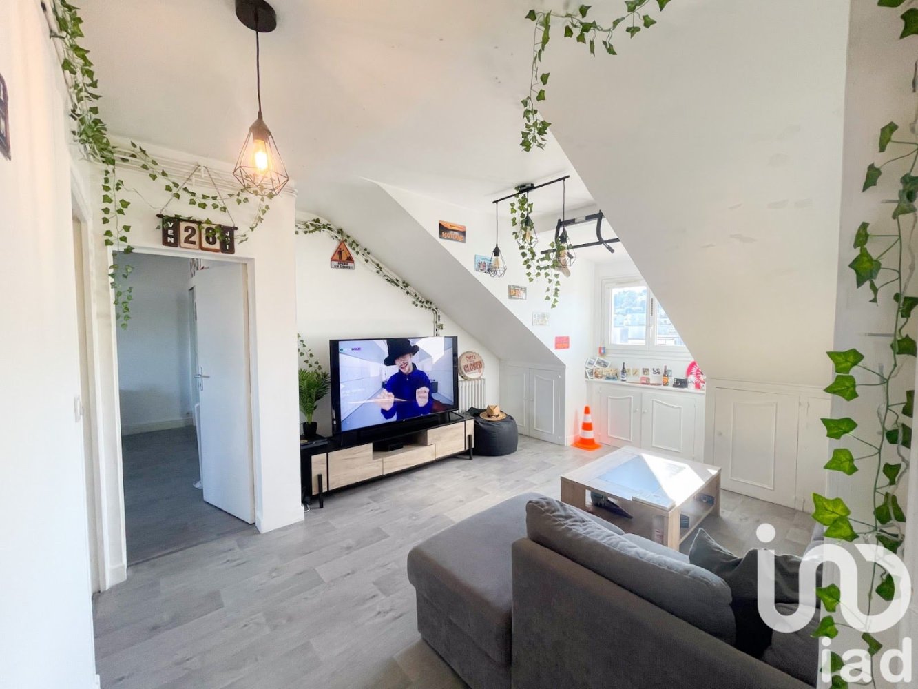 3 rooms Apartment in Brive-la-Gaillarde, France No. 111027