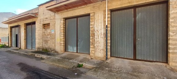  Garage in Comiso, Italy No. 80025 4