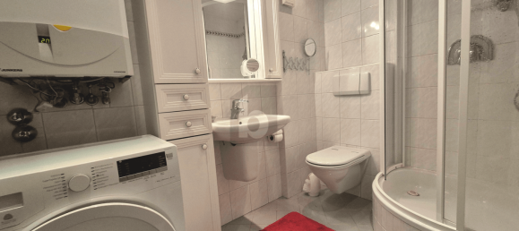 Adosado de 3 habitaciónes en Favoriten, Austria No. 198607 5