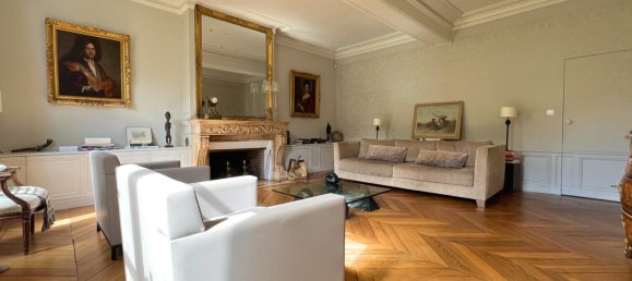 5 bedrooms House in Chartres, France No. 60030 6