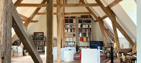 5 bedrooms House in Chartres, France No. 60030 22