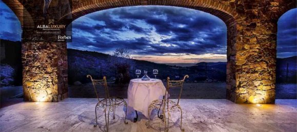 6 bedrooms Villa in Portoferraio, Italy No. 518 2