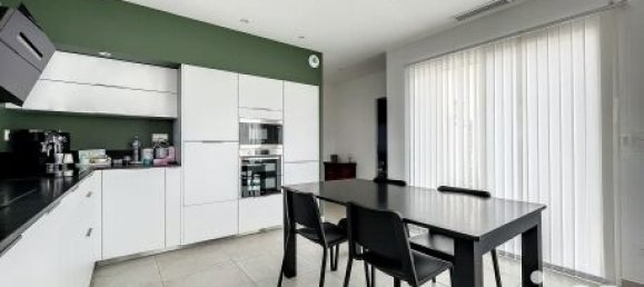 3 Schlafzimmer Villa in Bompas, France, Nr. 296832 2