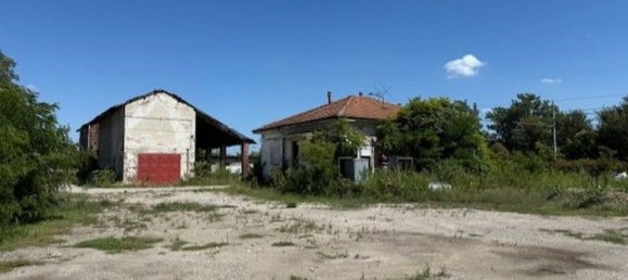 5 rooms House in Trecate, Italy No. 285163 10