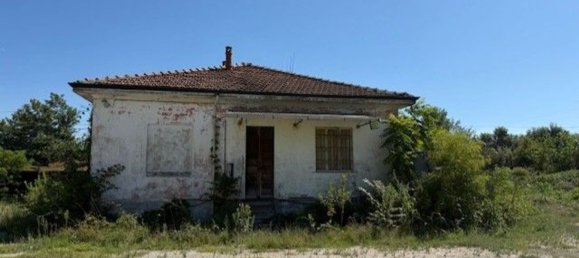 5 rooms House in Trecate, Italy No. 285163 2