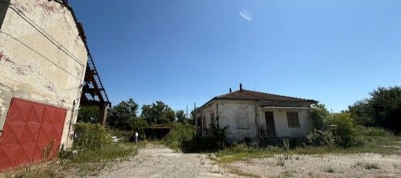 5 rooms House in Trecate, Italy No. 285163 16