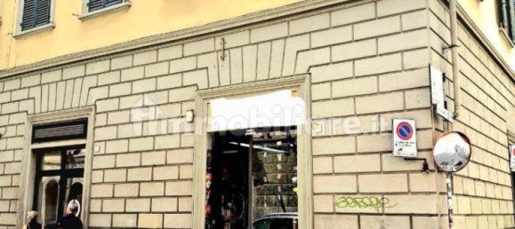 2 rooms Commercial property in Florence, Italy No. 210111 30