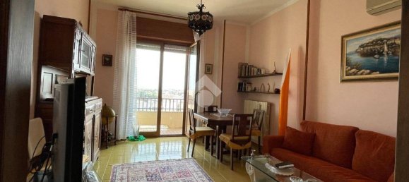 1 bedroom Apartment in Lecce, Italy No. 319246 2