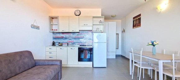 Studio in Trinità d'Agultu e Vignola, Italy No. 264003 6