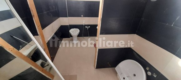 1-Zimmer Gewerbliche Immobilie in L'Aquila, Italy, Nr. 136445 5