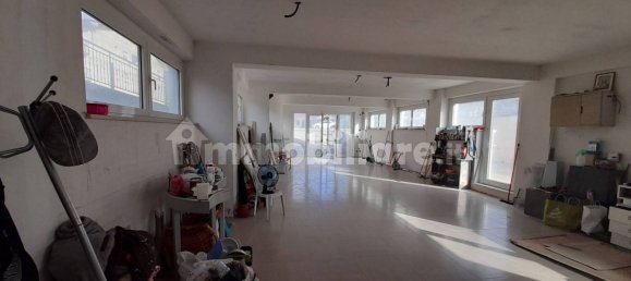 1-Zimmer Gewerbliche Immobilie in L'Aquila, Italy, Nr. 136445 11