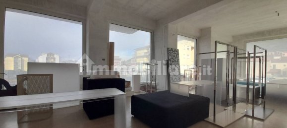 1-Zimmer Gewerbliche Immobilie in L'Aquila, Italy, Nr. 136445 25