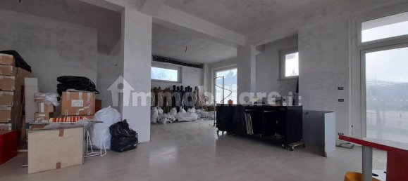 1-Zimmer Gewerbliche Immobilie in L'Aquila, Italy, Nr. 136445 33