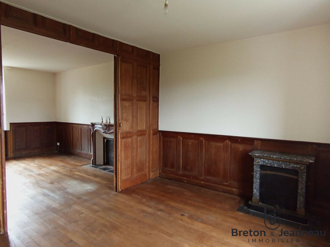 4 chambres Maison à Mayenne, France No. 357796