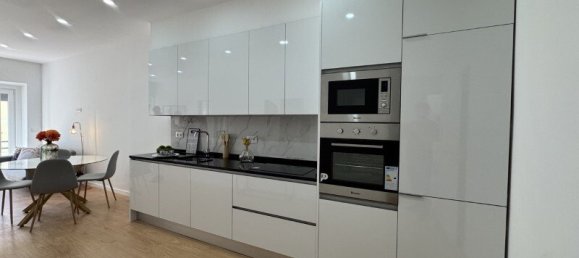 3 bedrooms Apartment in Lisbon, Portugal No. 157806 2