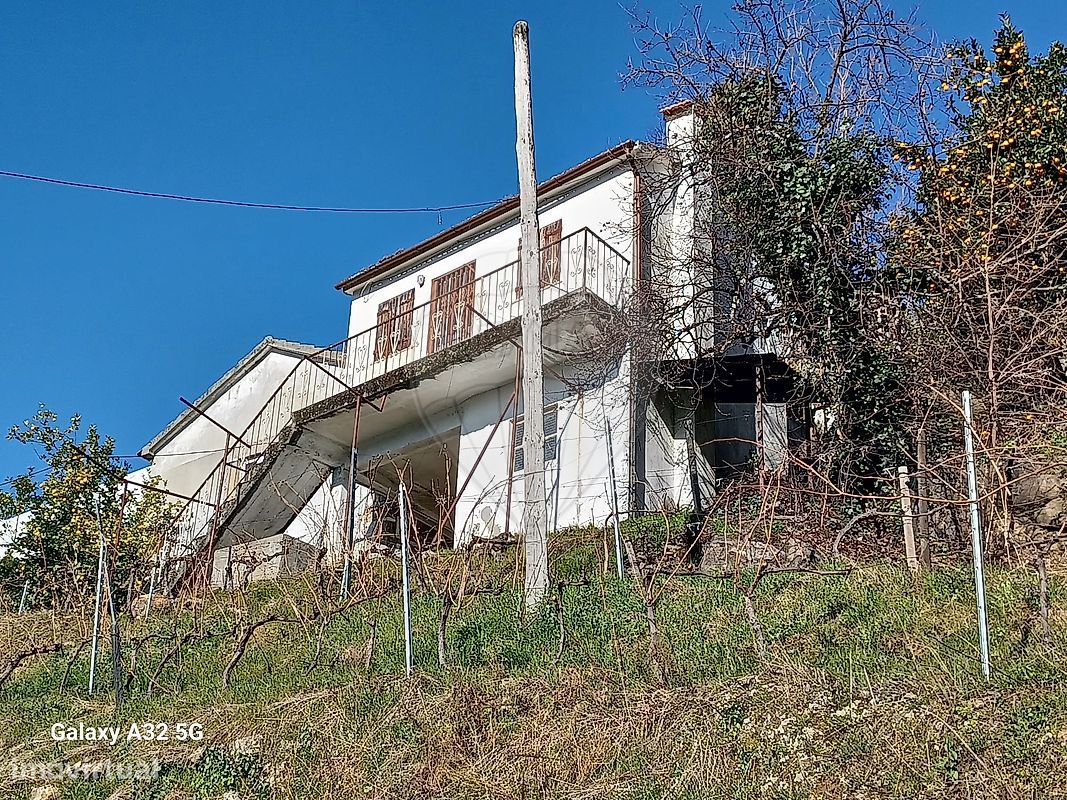 2 bedrooms Castles in Santa Marta de Penaguiao, Portugal No. 171573