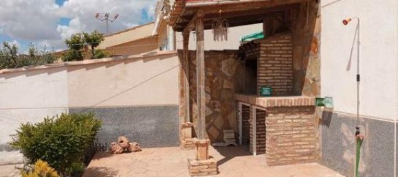 4 bedrooms House in Cuenca, Spain No. 183069 3