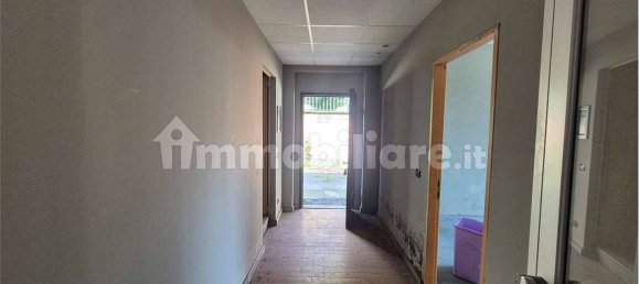 2 bedrooms House in Cardano al Campo, Italy No. 351643 12