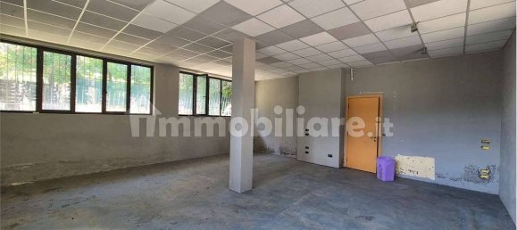 2 bedrooms House in Cardano al Campo, Italy No. 351643 11