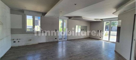 2 bedrooms House in Cardano al Campo, Italy No. 351643 17