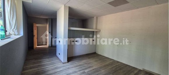 2 bedrooms House in Cardano al Campo, Italy No. 351643 9