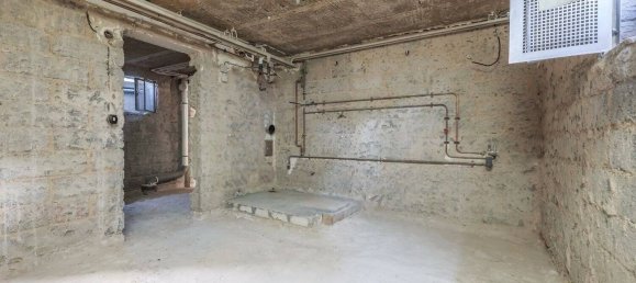 3-salle Terrain à Mulheim an der Ruhr, Germany No. 32993 47