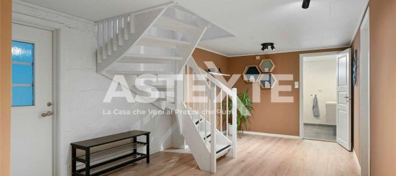 2 rooms Apartment in Catania, Italy No. 52006 9