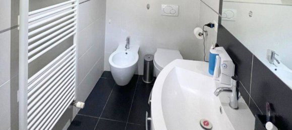 2 bedrooms Penthouse in Perugia, Italy No. 357072 13