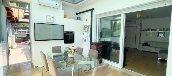 2 bedrooms Penthouse in Perugia, Italy No. 357072 5